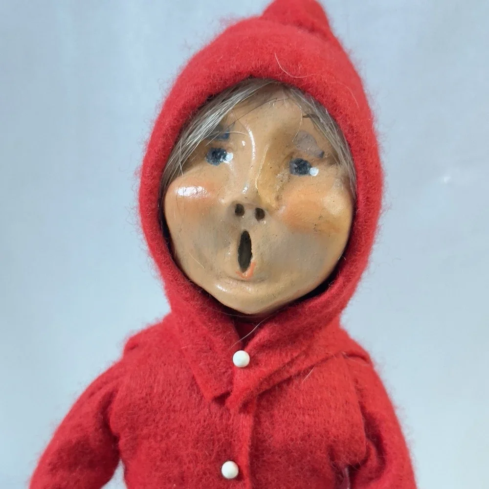 Byers Choice Retired 1980 Girl with Muff Plaid Skirt Red Hooded Jacket 10